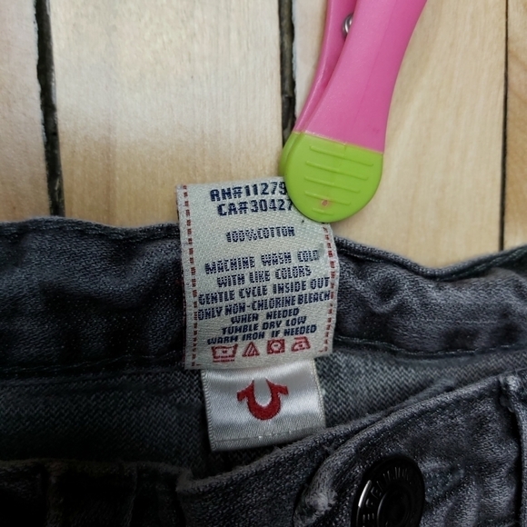 𝅺📣2/40$📣 True Religion distress gray jeans - Picture 9 of 9